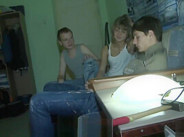 18 Videoz - Faith - Couple in despair