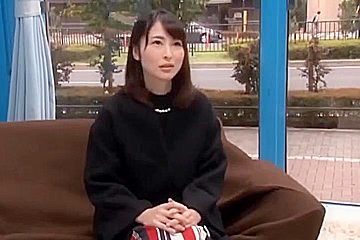 241006乳首の濃さを気にする人妻に挿入h3