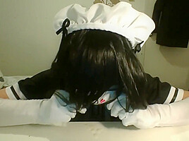 A GOOD CROSSDRESS MAID NEVER WASTE A SINGLE DROP