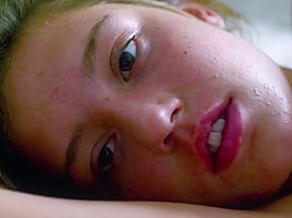 Adele Exarchopoulos, Gemma Arterton - Orphan (2016)