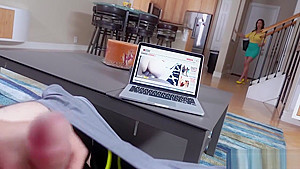 Alexis Fawx Give Her Helping Hand to Stepson