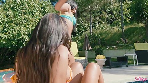 Alluring Lesbians Unthinkable Porn