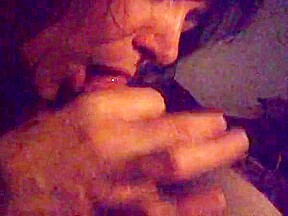 Amateur Brit milf Tricia blow job