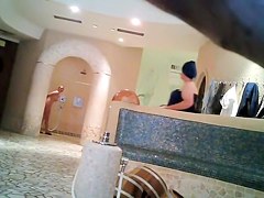 Amateur fem gets her chubby body in shower