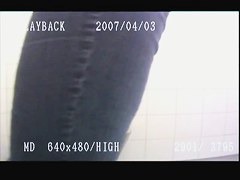 Amateur mature blonde hidden piss cam