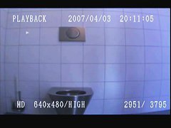Amateur mature blonde hidden piss cam