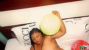 Amazing Lovely Romantic Holiday Sex With Annyms - Bigger Cock