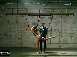 Andreina De Luxe In Stepping Into The Unknown