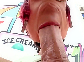 Anna Bell Peaks loves deep anal ride