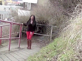 Babes peeing outdoor 4