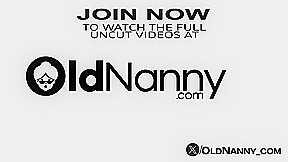 Bbw Mature Stretches Her Pussy On Bed