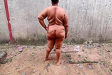 Beauty Bbw Walks Absolutely Naked And Fucked In The Site 10 Min