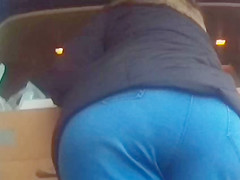 Big candid bbw mature ass in tight jeans