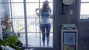 Big tits MILF Janna Hicks fucked and gets a facial
