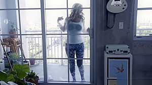 Big tits MILF Janna Hicks fucked and gets a facial