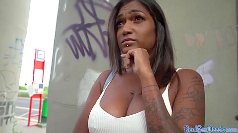 Bigboobs Ebony Publicly Fucked For Cash After Pov Blowjob