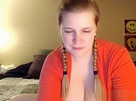 Blonde BBW reveals her tits and puts in doggy style for a while