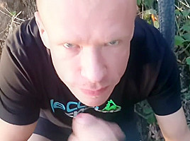 Blowjob in the park
