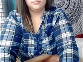Busty Bbw Fingering Her Pussy