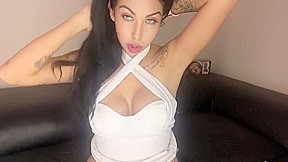 CHEATING HOUSEWIFE