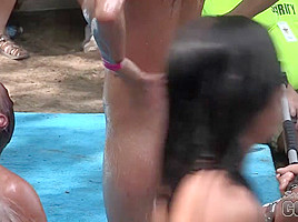 Camera Guy Cojones Video Coverage Of Nudes A Poppin 2011 3 Of 3 - SouthBeachCoeds