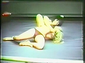 Casey Carr vs Sharon Lee