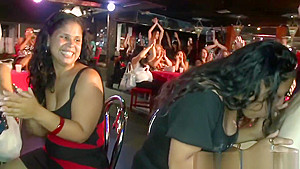 Cfnm Milf Blowing Stripper Cock At Party