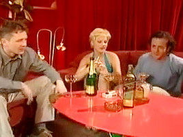 Cheap champagne for short hair blonde