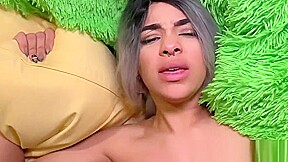 Creamy pussy cute feet