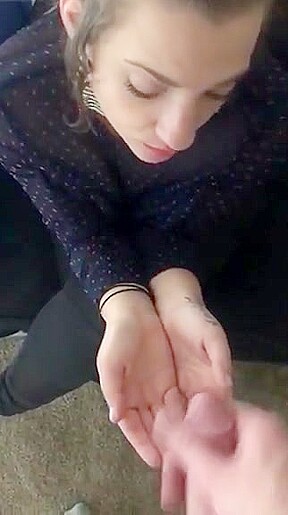 Cumming in her hand for her