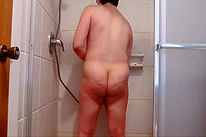 Curvy Trans Satana Kennedy Enema Belly Inflation In Shower