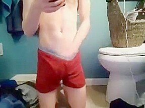 Cutie Bathroom Wank