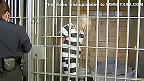 Danni in jail 2