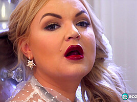 Diana Frost's Horny & Hot Big-Tit Threesome