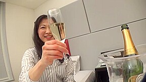 E-I entrust everything to the man I met for the first time