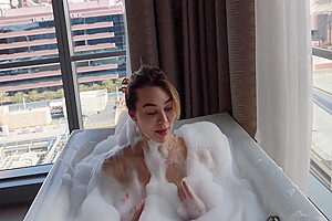 Emma Rose In Ts Suck Bbc In Bathtub In Xxx Vlog 7 Min