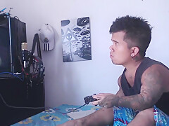 Enano Se Divierte Jugando Mientras Su Hermanastra Se Divierta Con Polla De El