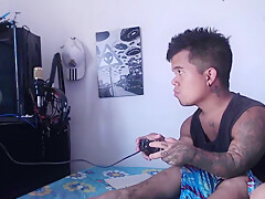 Enano Se Divierte Jugando Mientras Su Hermanastra Se Divierta Con Polla De El