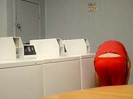 Fag at the laundromat