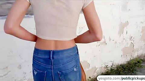 Flashes Tits To A Stranger For Money With Naomi Woods