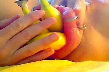 Fruit fetish video with banana in horny tunnel of love