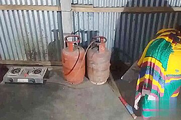 Ghr Main Kamali Ko Akela Dekh Kar Chhoda
