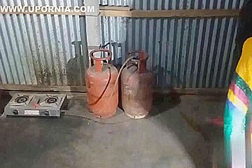 Ghr Main Kamali Ko Akela Dekh Kar Chhoda