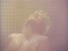 Gorgeous Babes Make Love In Vintage Movie