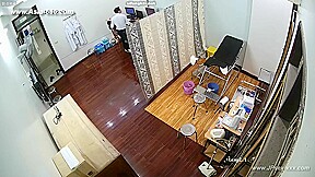 Hackers use the camera to remote monitoring of a lover's home life 615