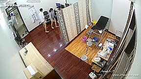 Hackers use the camera to remote monitoring of a lover's home life 615