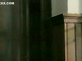 Haunted Love, Scene 2
