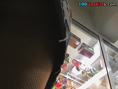 Hawt fishnet hose upskirt