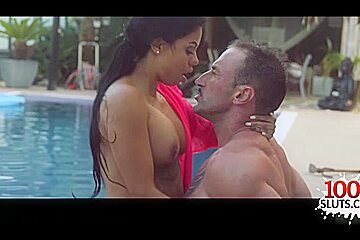 Hot pornstar blowjob and cumshot