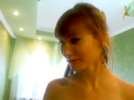Hottie loves anal and gets a facial